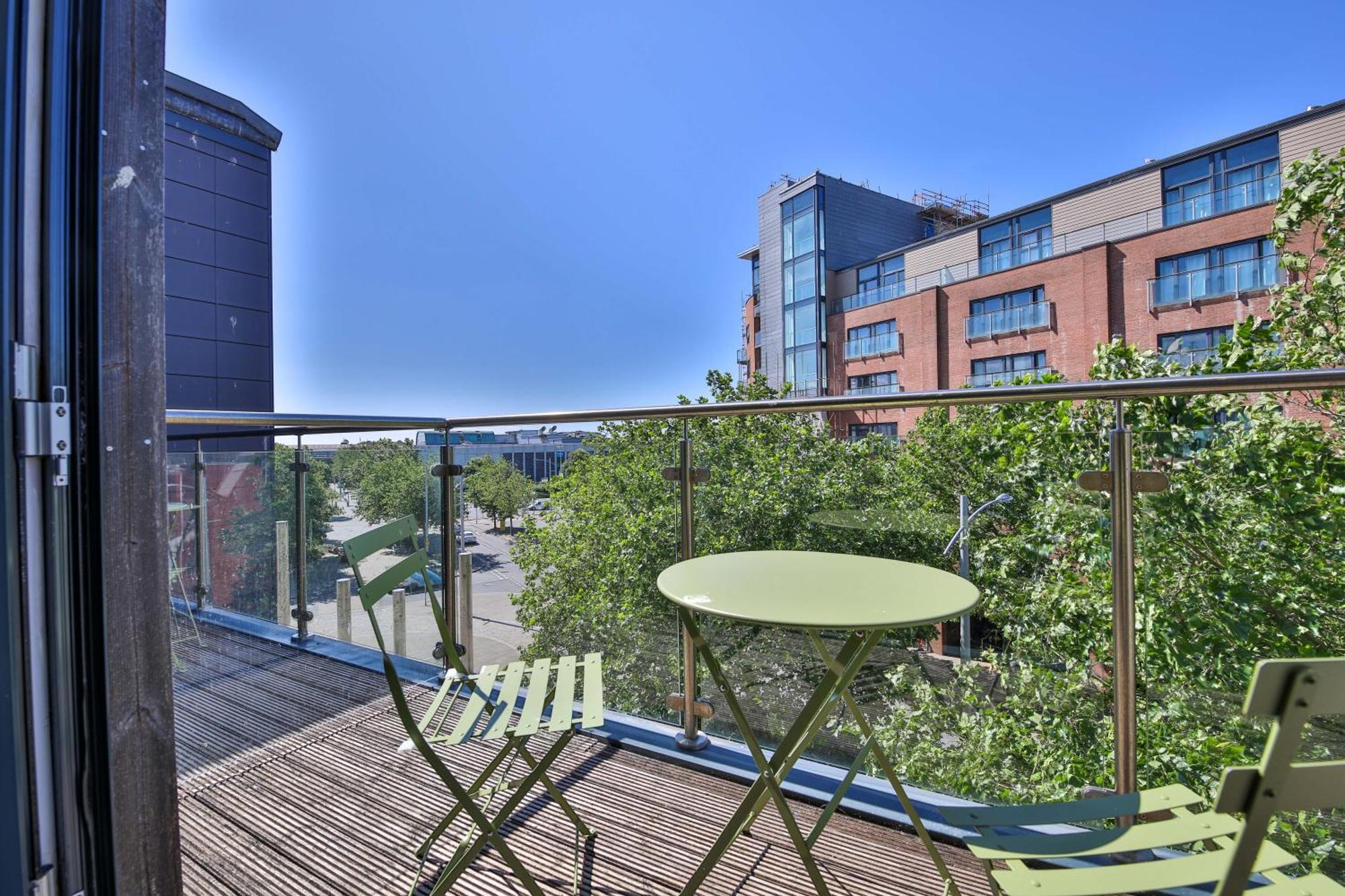 Princess Lofts City Centre Studios With Nespresso Coffee Machines & New Fast Wifi By Stayright Swansea Eksteriør bilde